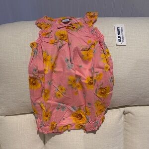 Old Navy Pink Floral Romper 3-6m